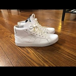 adidas mid sleek shoes